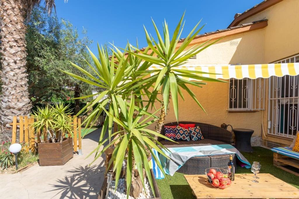 S46-Casa De Vacaciones Climatizada Con Piscina, En El Centro Junto Al Mar, Barbacoa Y Wiifi Empuriabrava Exteriér fotografie